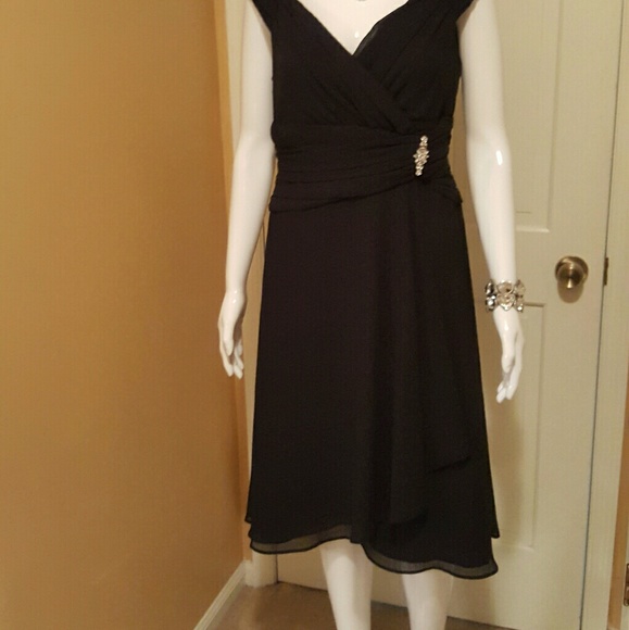 David's Bridal Collection size 10 black dress EUC - Picture 3 of 8